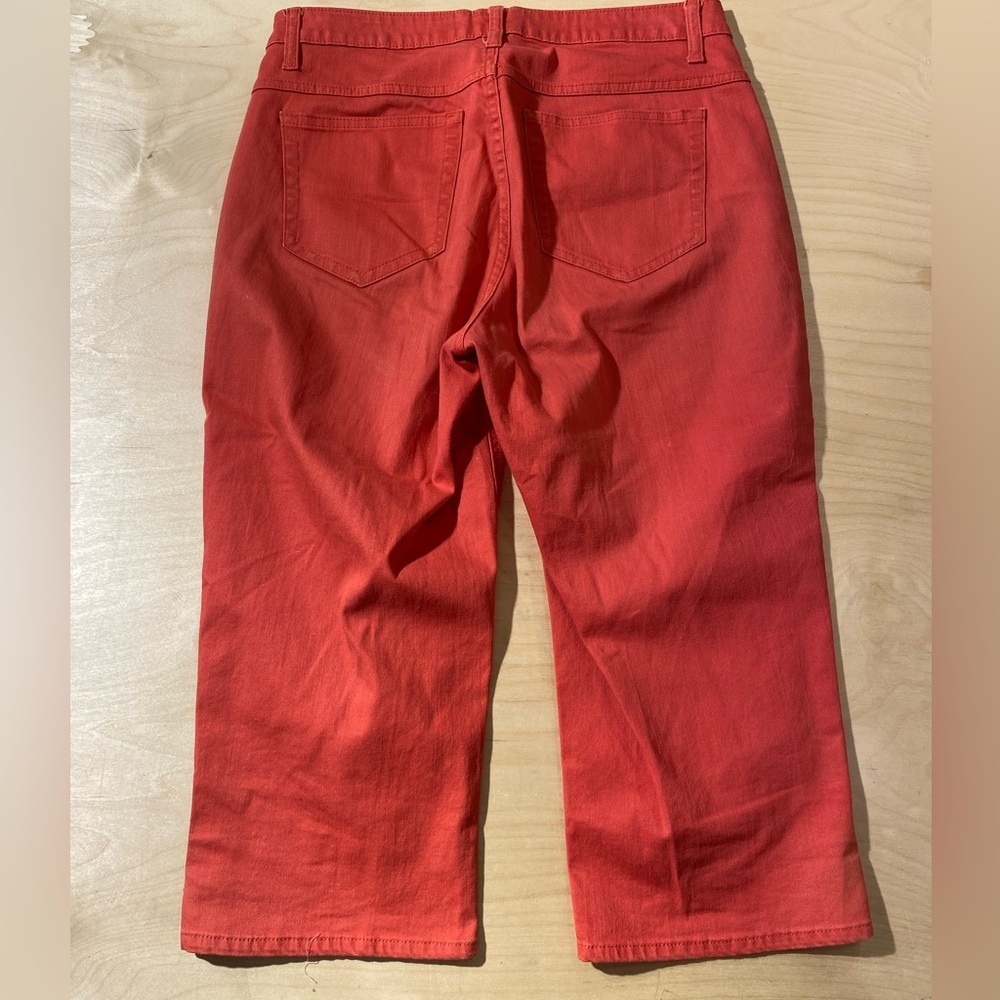 Lee Riders Red Capris 10 M (MY) - Picture 6 of 6